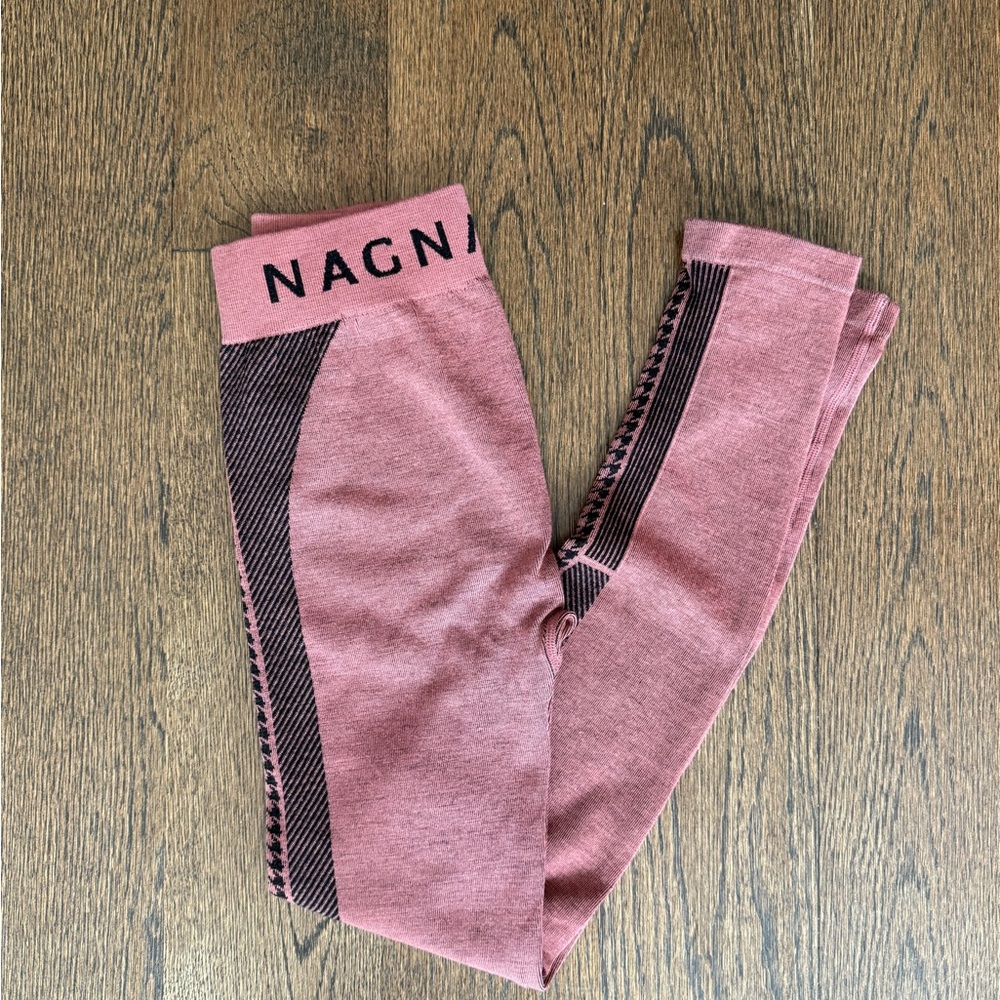 Nagnata Wool Leggings with Black Accents